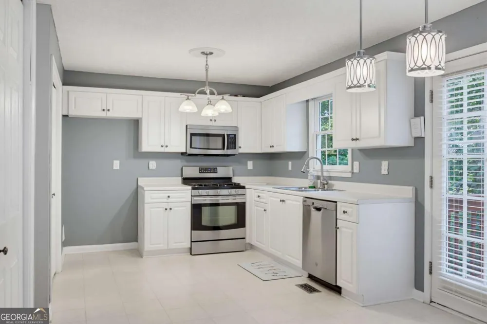 804 Abbington LN Douglasville, GA 30134