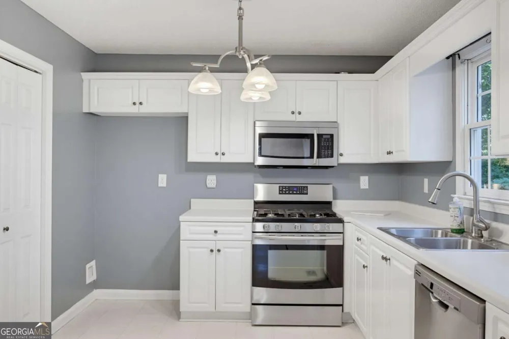 804 Abbington LN Douglasville, GA 30134