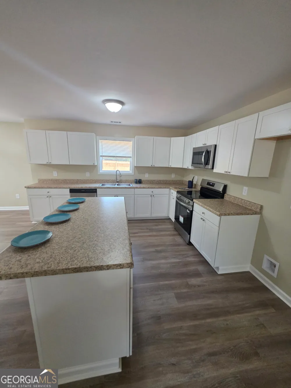5159 C M Copelan RD Watkinsville, GA 30677