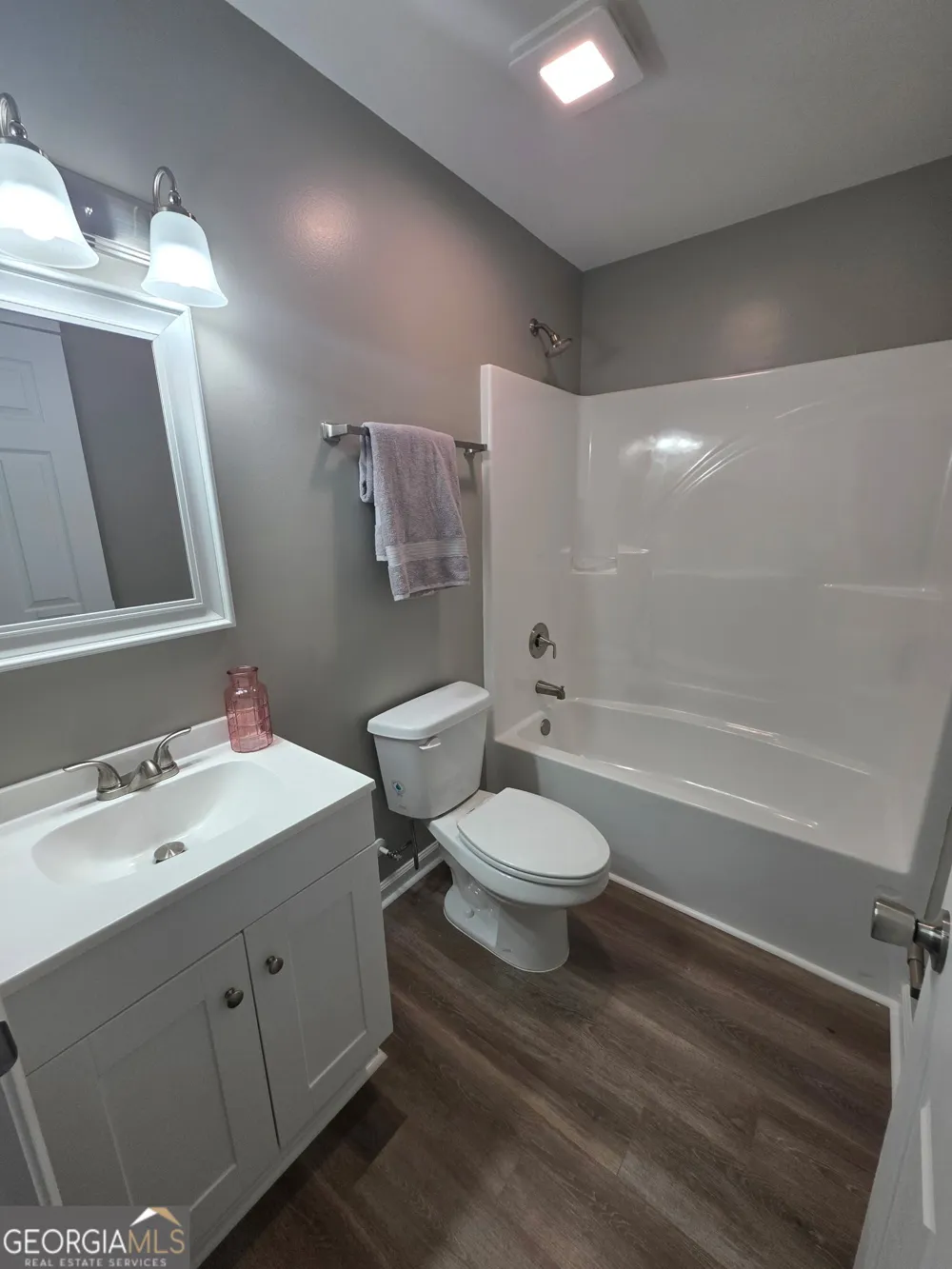 5133 C M Copelan RD Watkinsville, GA 30677