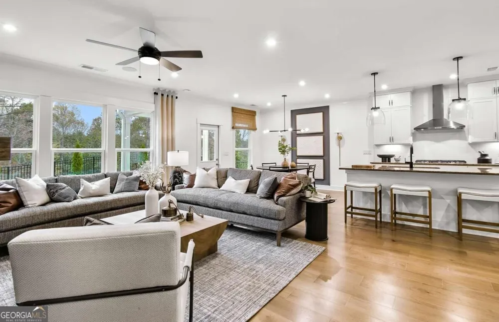 4835 Rosarian DR Cumming, GA 30040
