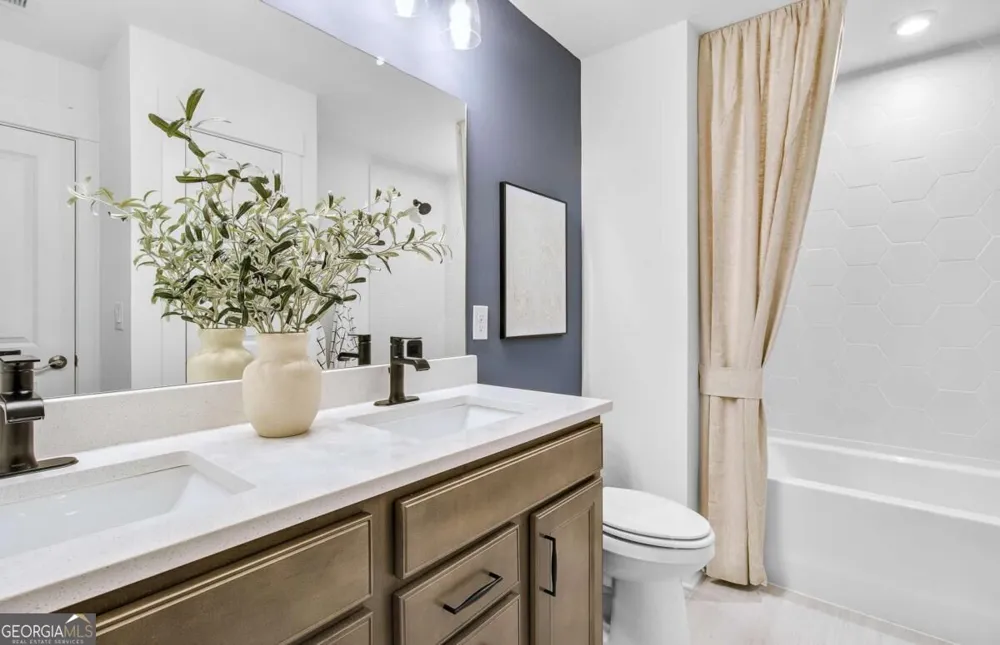 4835 Rosarian DR Cumming, GA 30040