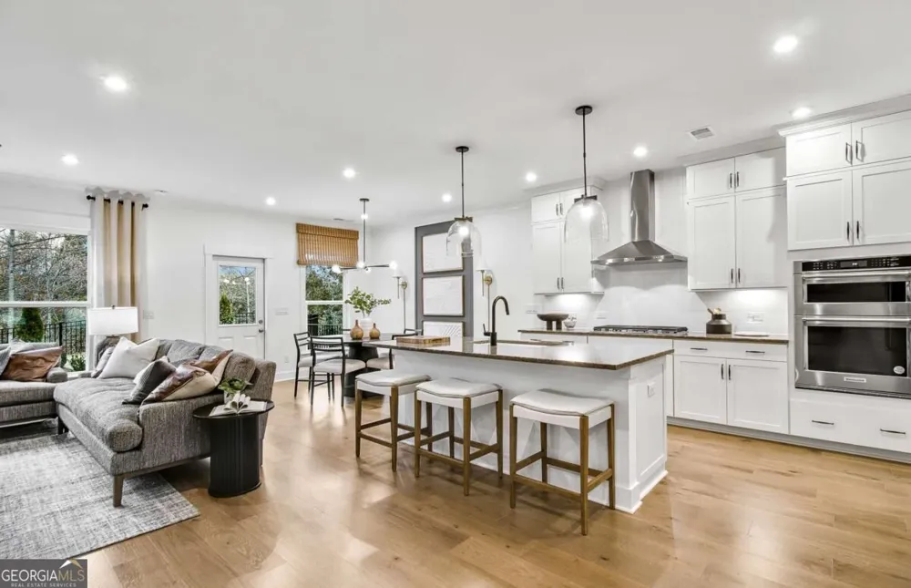 4835 Rosarian DR Cumming, GA 30040
