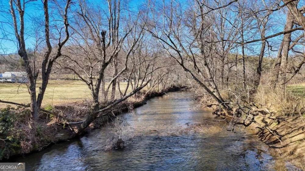 8AC Jimmy Nicholson RD Blairsville, GA 30512