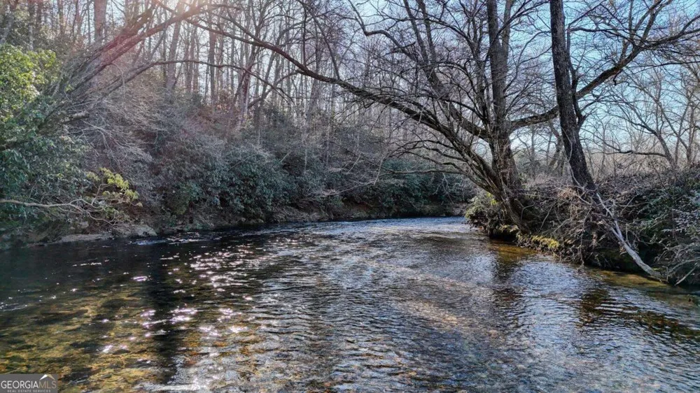 8AC Jimmy Nicholson RD Blairsville, GA 30512