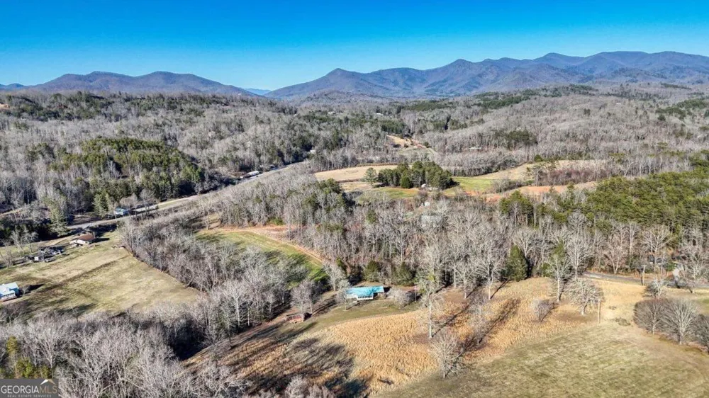 8AC Jimmy Nicholson RD Blairsville, GA 30512