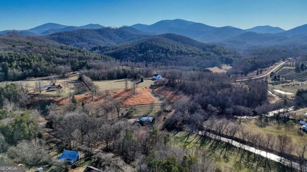 8AC Jimmy Nicholson RD Blairsville, GA 30512