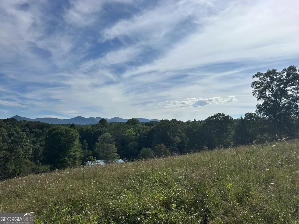 8AC Jimmy Nicholson RD Blairsville, GA 30512