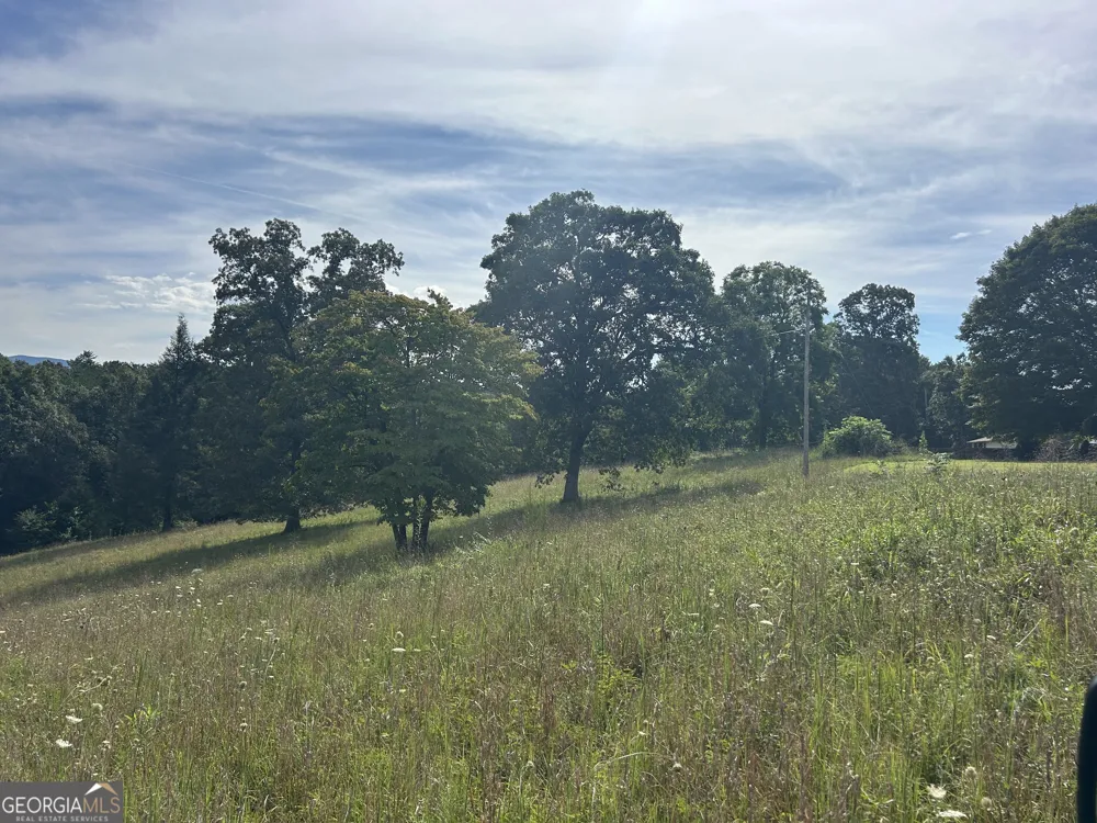 8AC Jimmy Nicholson RD Blairsville, GA 30512