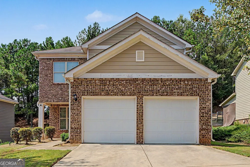 4299 Traipse PATH Ellenwood, GA 30294