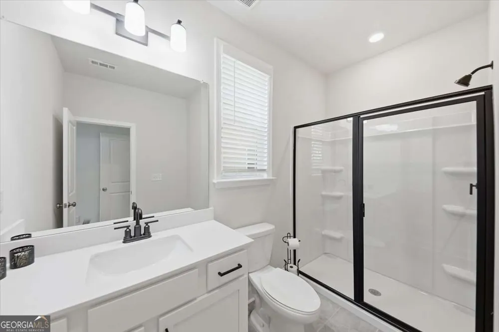 3939 Alderstone DR Flowery Branch, GA 30542