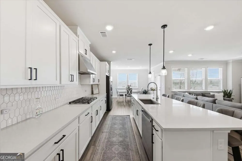 3939 Alderstone DR Flowery Branch, GA 30542