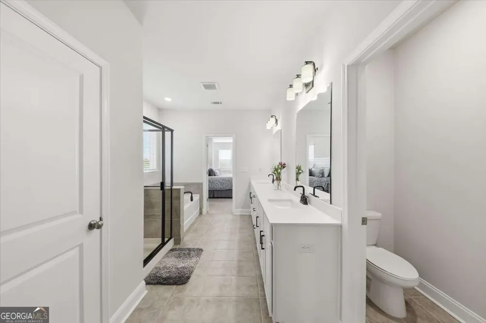3939 Alderstone DR Flowery Branch, GA 30542