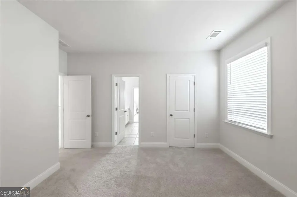 3939 Alderstone DR Flowery Branch, GA 30542