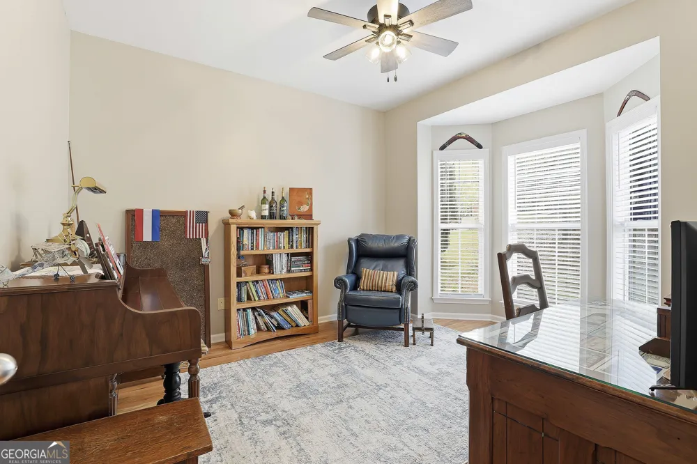 25 Lyndhurst WAY Sharpsburg, GA 30277