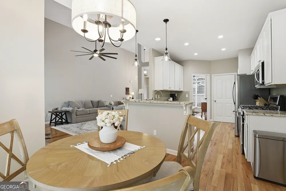 25 Lyndhurst WAY Sharpsburg, GA 30277