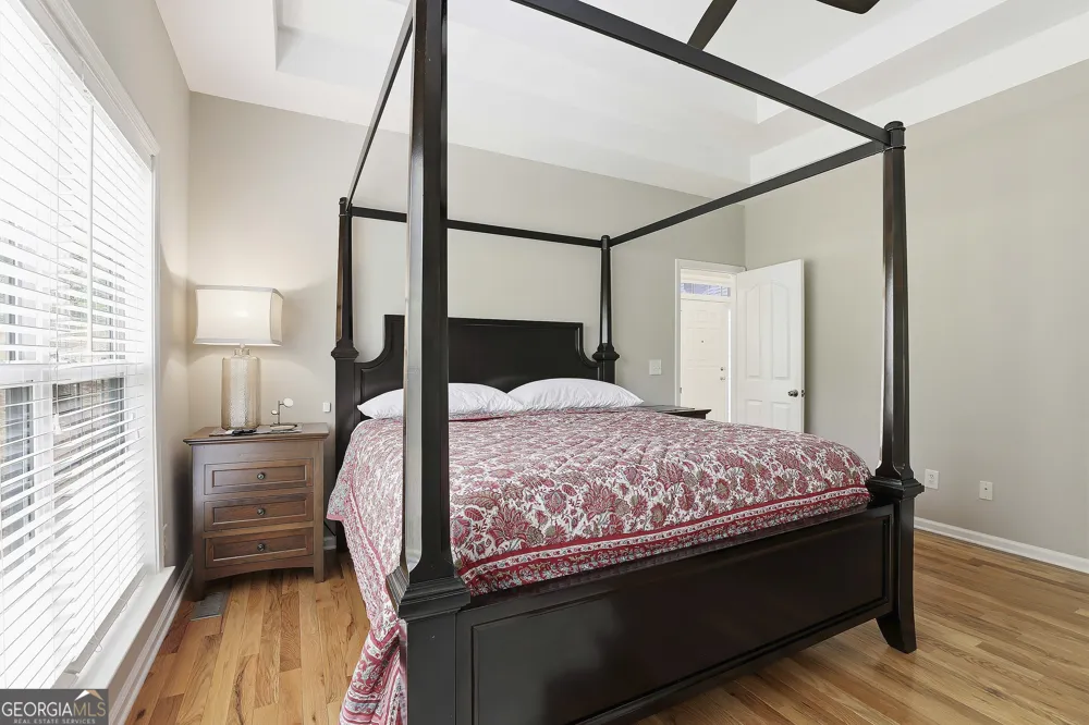 25 Lyndhurst WAY Sharpsburg, GA 30277