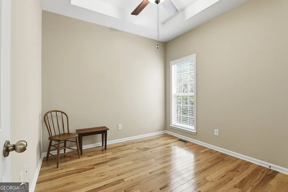25 Lyndhurst WAY Sharpsburg, GA 30277