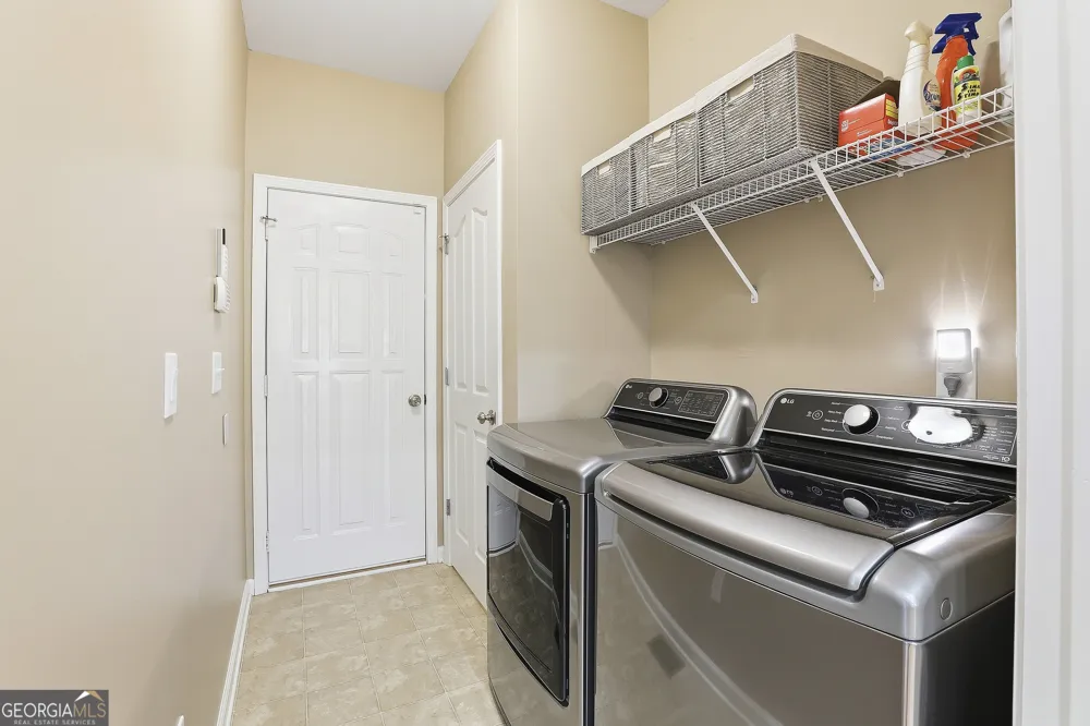 25 Lyndhurst WAY Sharpsburg, GA 30277