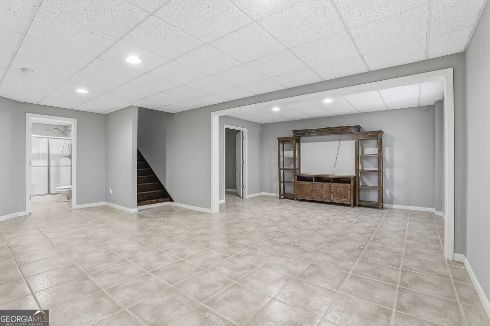 25 Lyndhurst WAY Sharpsburg, GA 30277