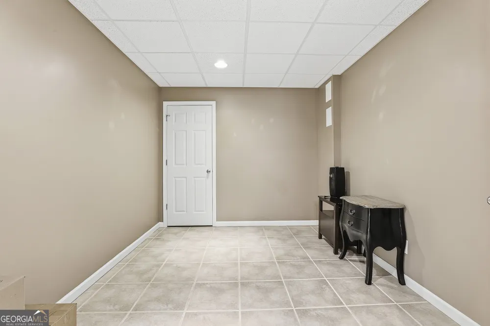 25 Lyndhurst WAY Sharpsburg, GA 30277