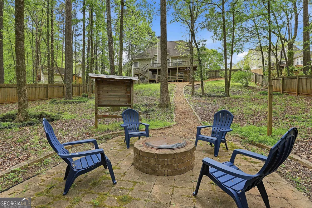 25 Lyndhurst WAY Sharpsburg, GA 30277