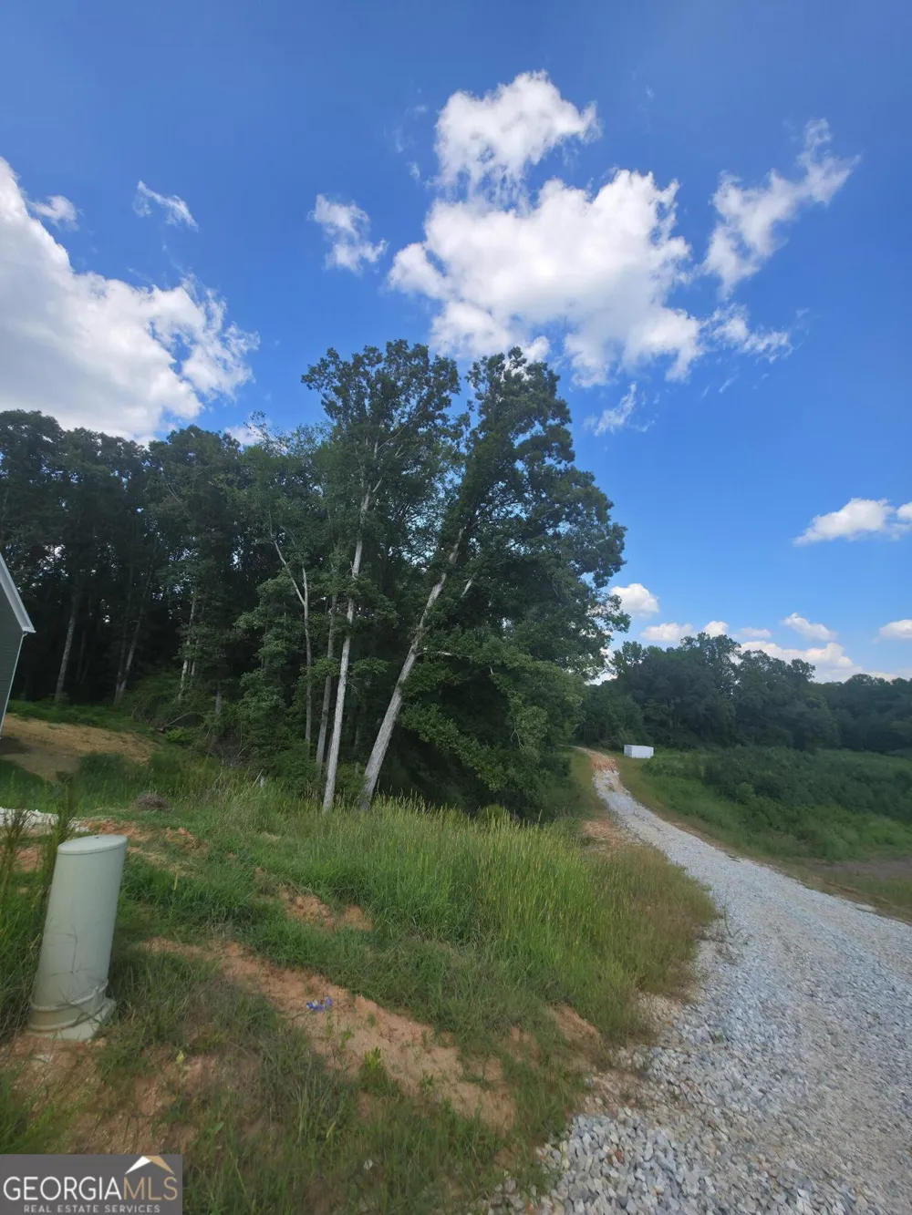 74 Charlotte CIR Statham, GA 30666