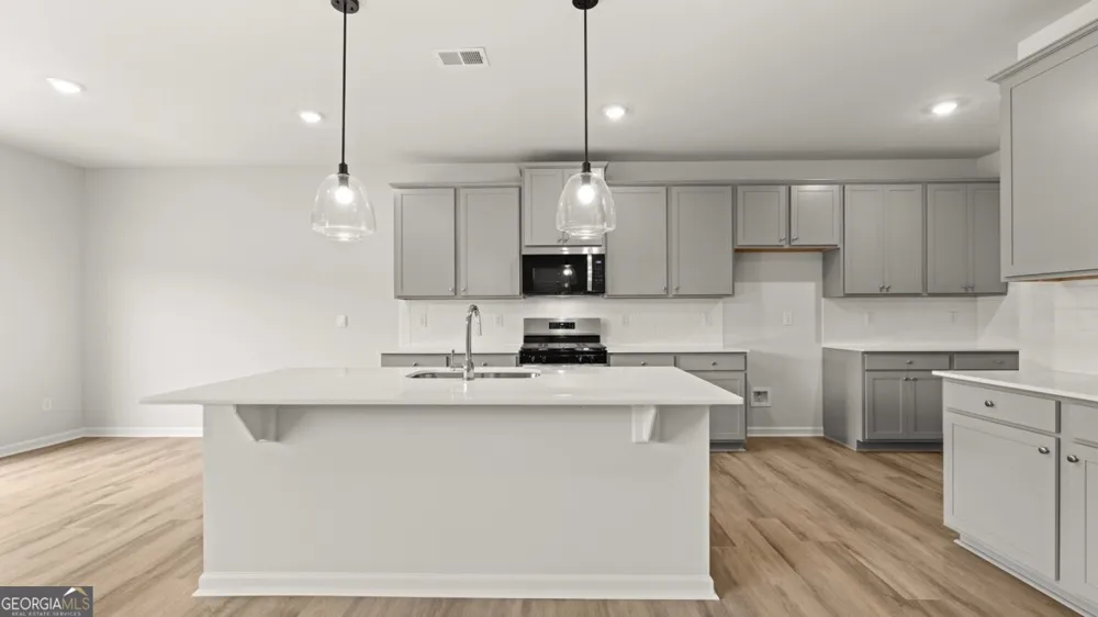 3097 Hallsley DR South Fulton, GA 30349