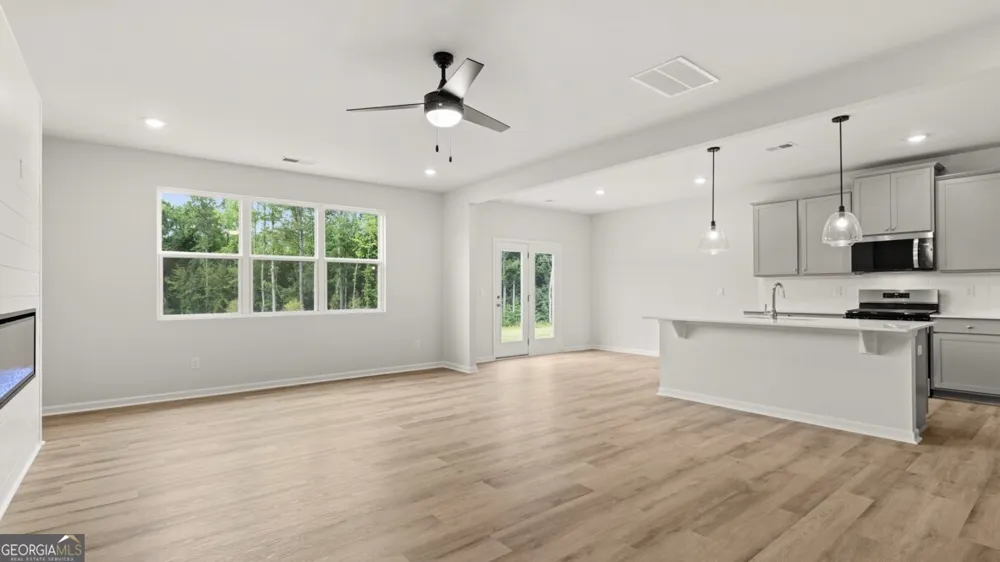 3097 Hallsley DR South Fulton, GA 30349