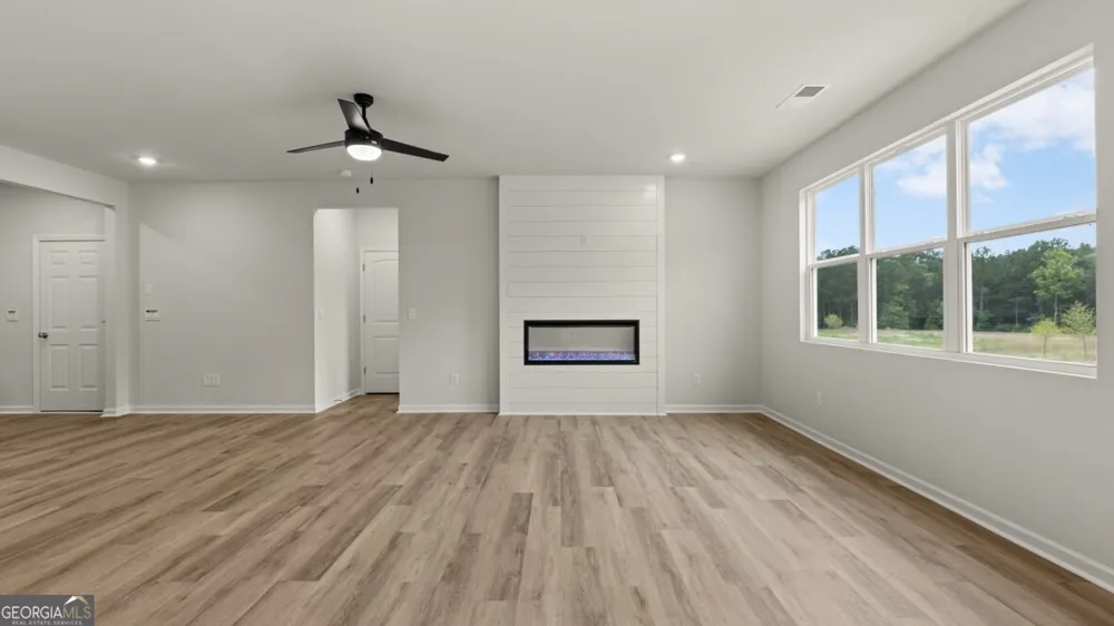 3097 Hallsley DR South Fulton, GA 30349