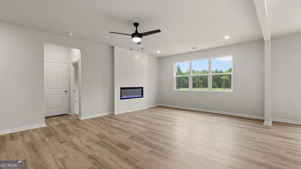 3097 Hallsley DR South Fulton, GA 30349