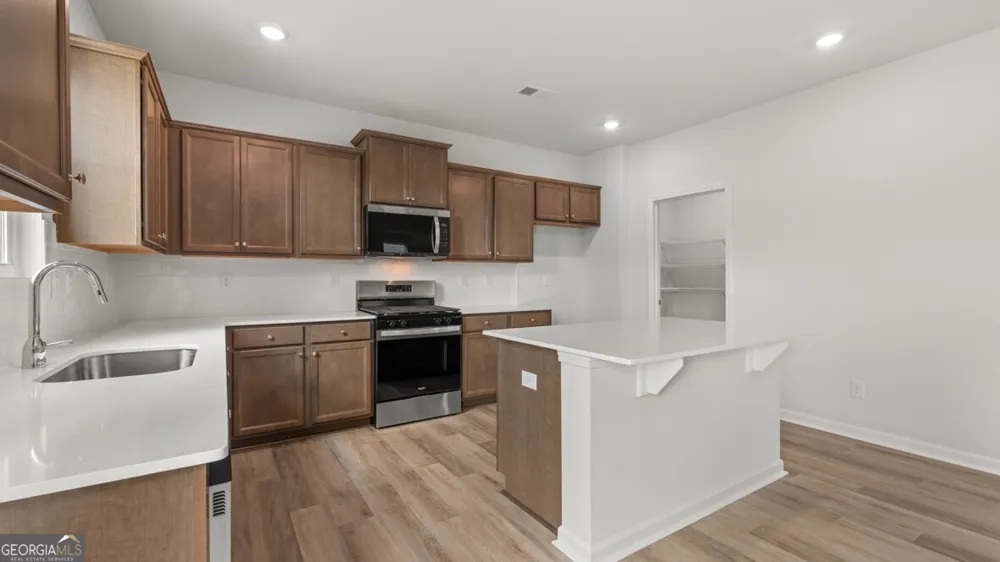 6283 Hallsley DR South Fulton, GA 30349
