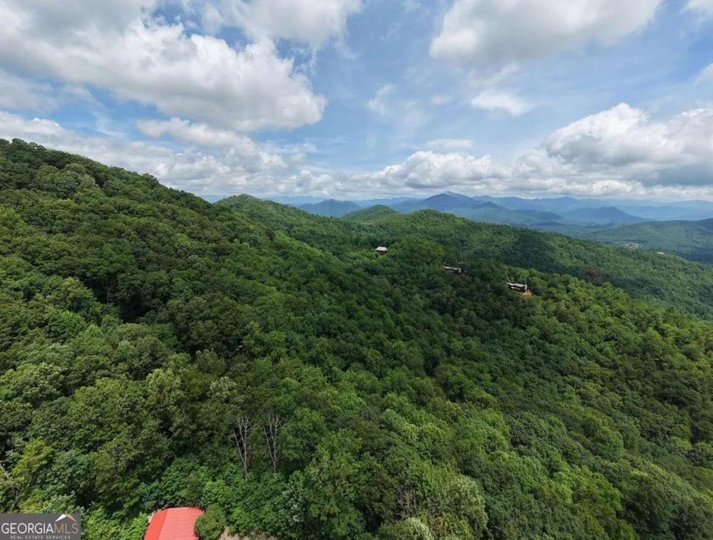34 AC Caesar Gap RD Hiawassee, GA 30546