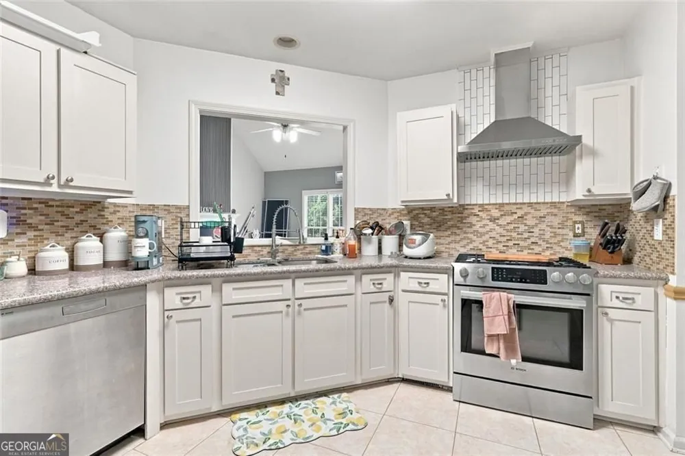 228 Meryton CIR Dallas, GA 30157
