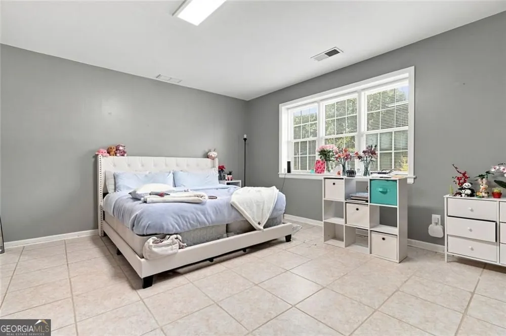 228 Meryton CIR Dallas, GA 30157