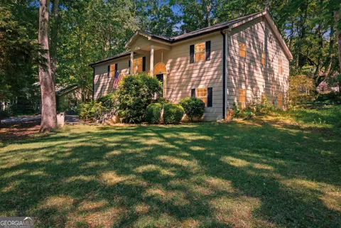 325 Springwood DR