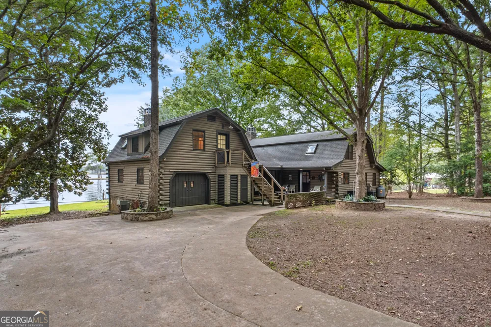 324 Blenny RUN Jackson, GA 30233
