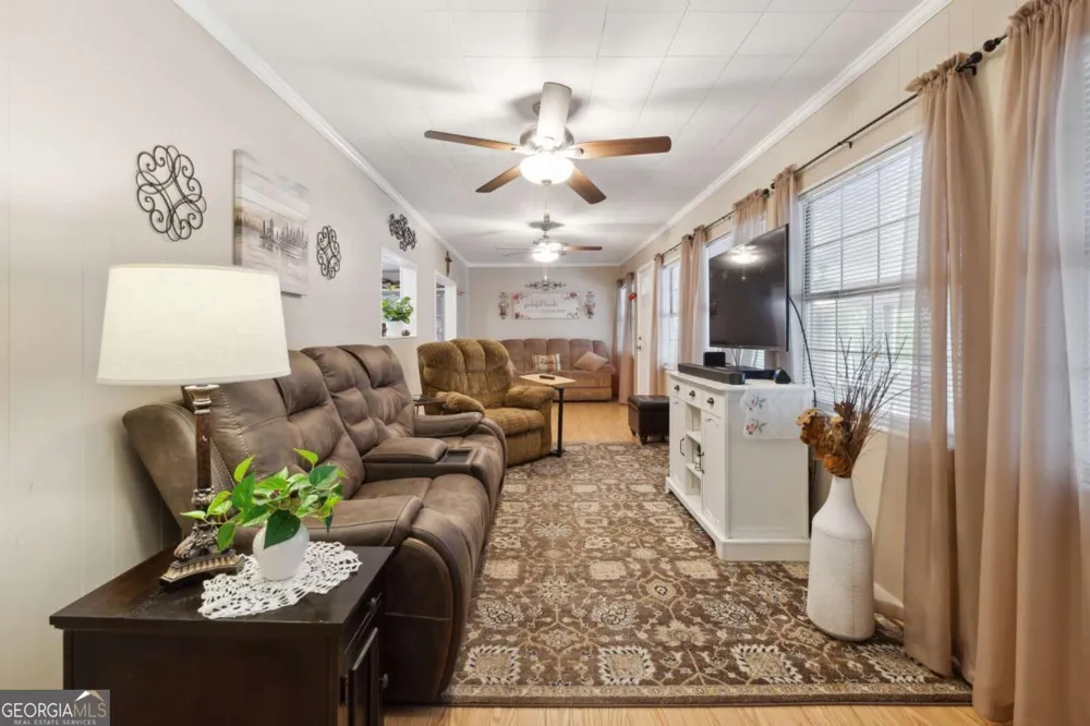 207 Canyon PASS Cleveland, GA 30528