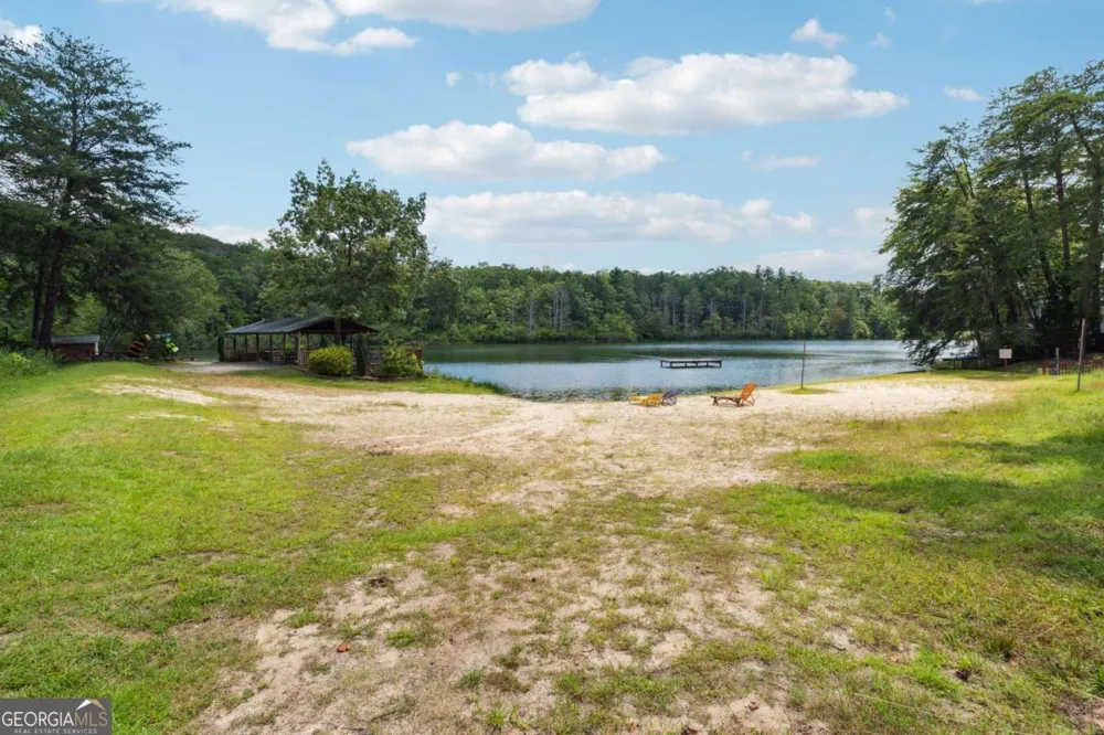 207 Canyon PASS Cleveland, GA 30528