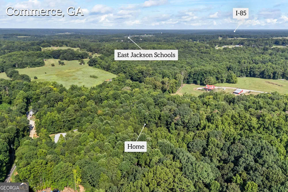 540 James Maxwell RD Commerce, GA 30529