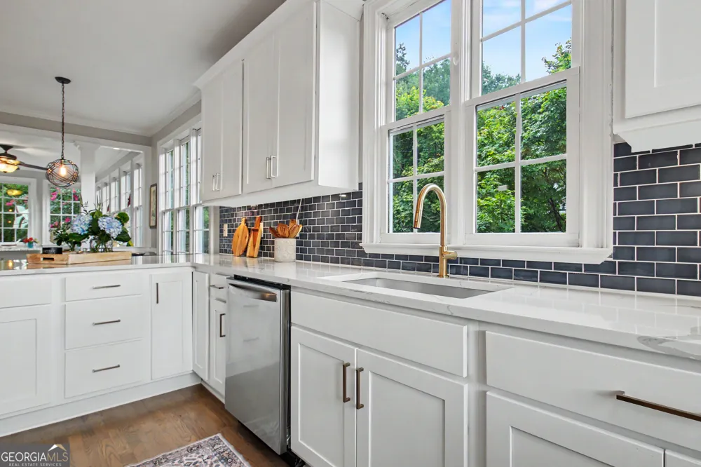 422 Cimaron PARK Peachtree City, GA 30269
