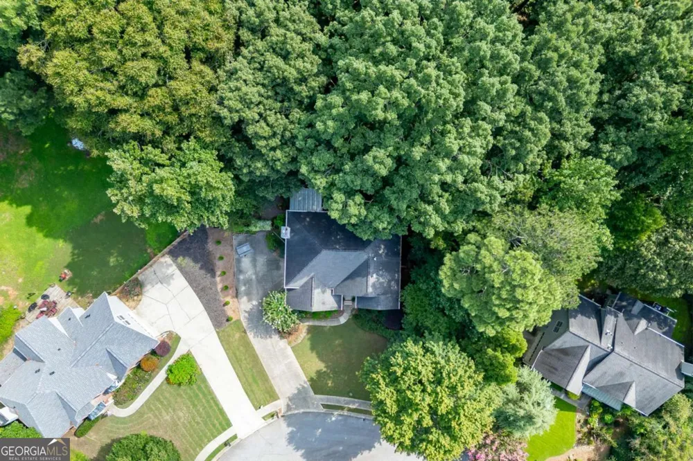 651 Sweetfern LN Sugar Hill, GA 30518