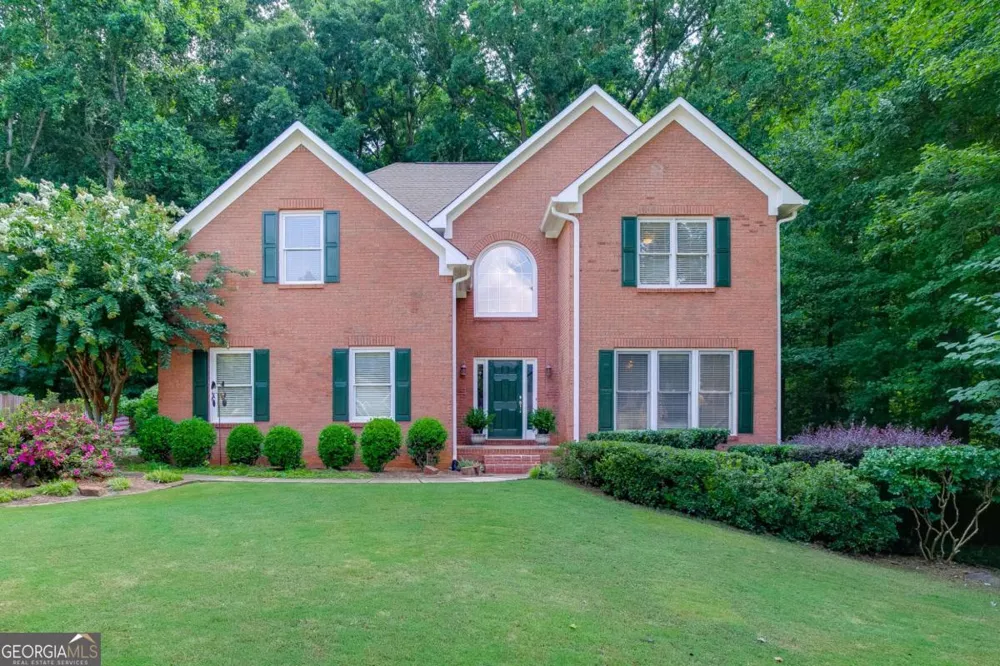651 Sweetfern LN Sugar Hill, GA 30518