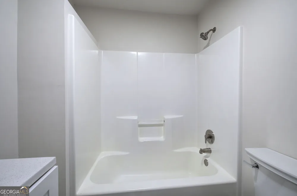 30 Grove CIR Cartersville, GA 30120