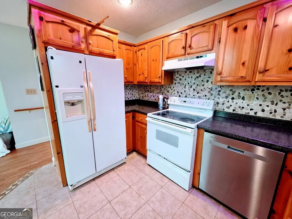 92 Misty Mountain TRL Morganton, GA 30560