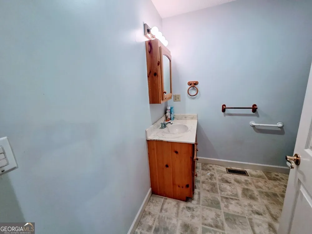 92 Misty Mountain TRL Morganton, GA 30560