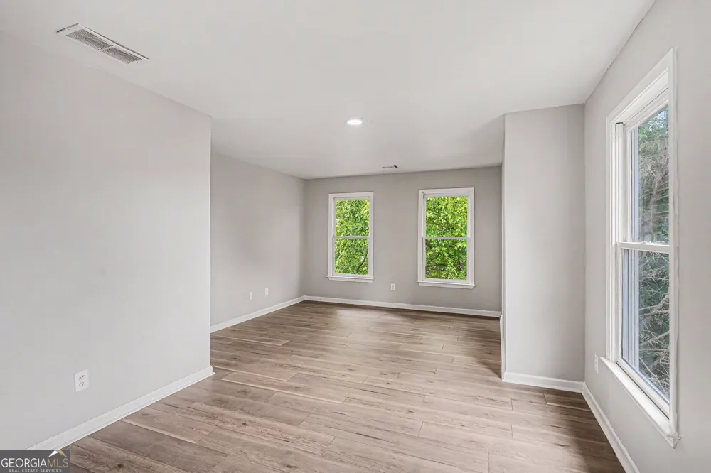 3927 Broadleaf WALK Ellenwood, GA 30294