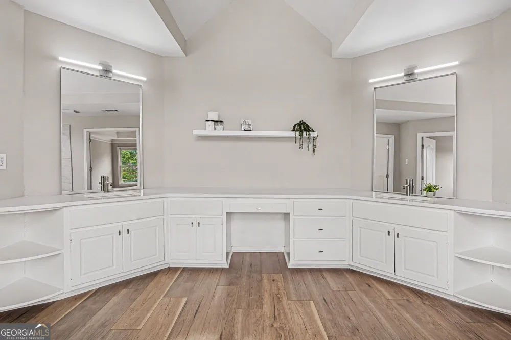 3927 Broadleaf WALK Ellenwood, GA 30294