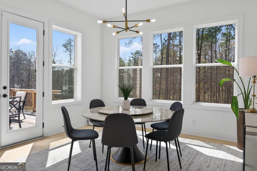 512 Cedar Crest CIR Woodstock, GA 30188