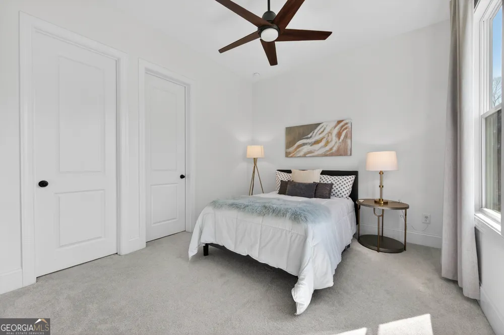 512 Cedar Crest CIR Woodstock, GA 30188